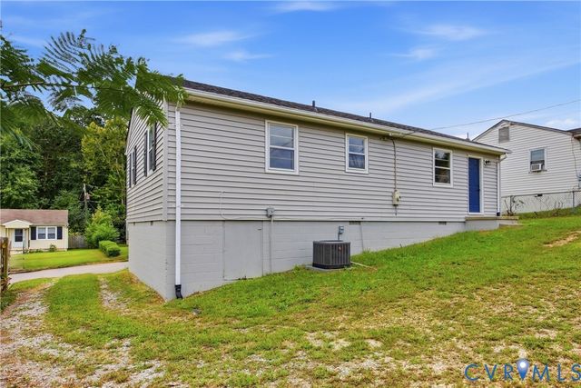 20611 Ravensbourne Dr, Chesterfield, VA 23803