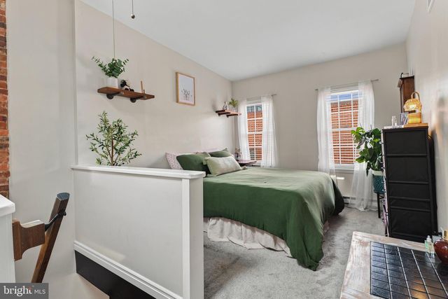 402 S DALLAS ST, Baltimore, MD 21231