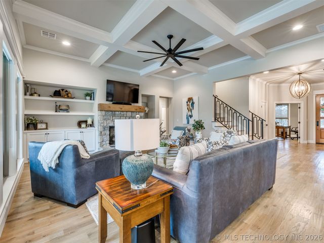 12444 S Darlington Avenue, Bixby, OK 74008