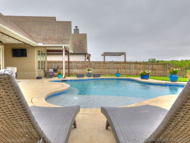 12444 S Darlington Avenue, Bixby, OK 74008