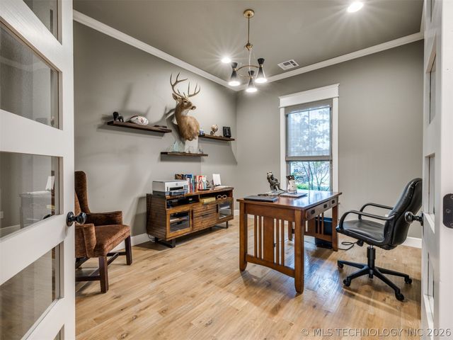 12444 S Darlington Avenue, Bixby, OK 74008