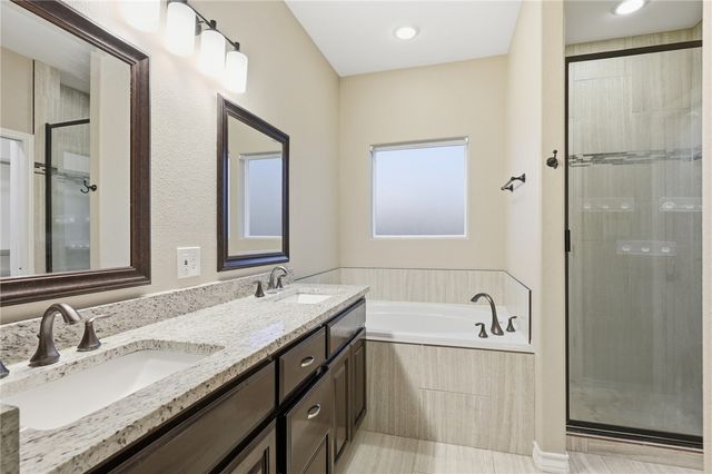 7658 Granite Dr, Corpus Christi, TX 78414