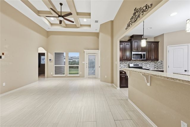 7658 Granite Dr, Corpus Christi, TX 78414