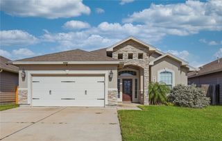 7658 Granite Dr, Corpus Christi, TX 78414