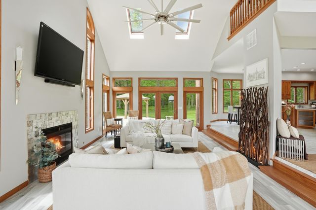 3000 E 121st Avenue, Crown Point, IN 46307