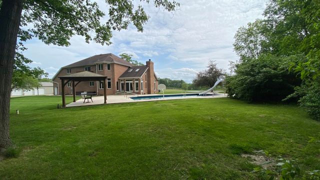 3000 E 121st Avenue, Crown Point, IN 46307