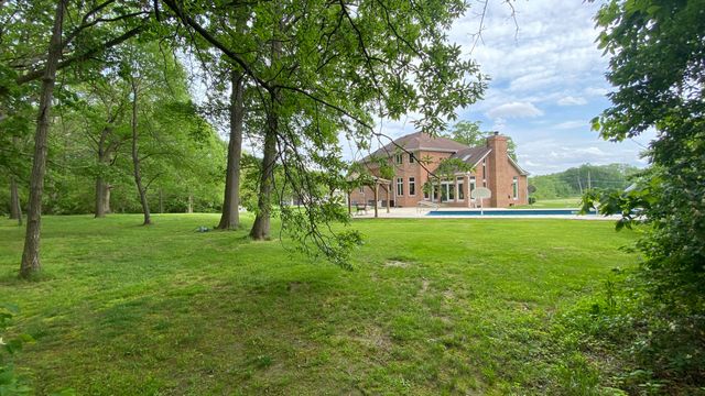 3000 E 121st Avenue, Crown Point, IN 46307