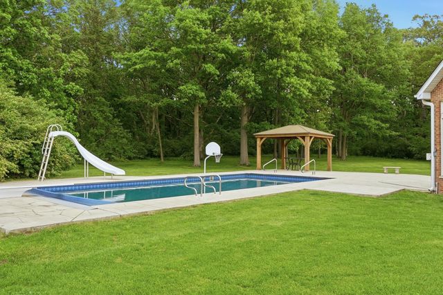 3000 E 121st Avenue, Crown Point, IN 46307