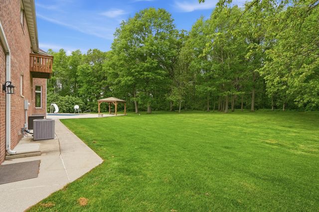 3000 E 121st Avenue, Crown Point, IN 46307