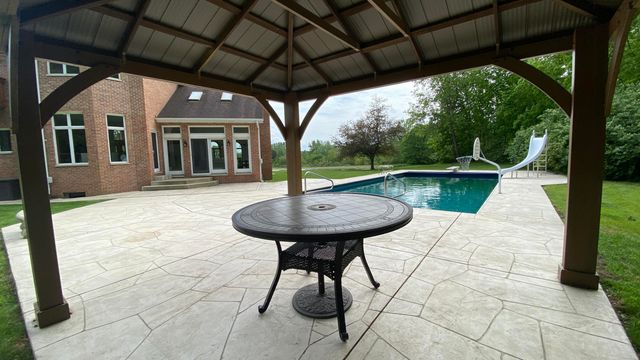 3000 E 121st Avenue, Crown Point, IN 46307