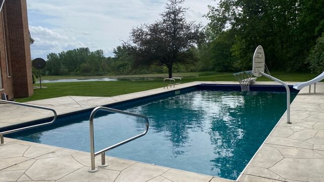 3000 E 121st Avenue, Crown Point, IN 46307