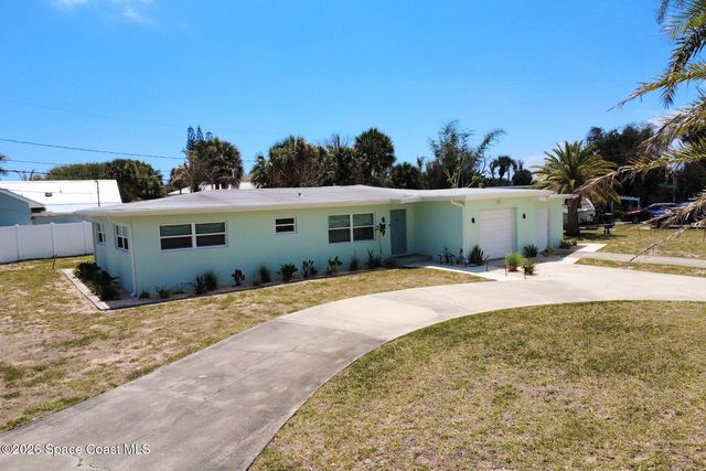 2250 Sunset Avenue, Indialantic, FL 32903