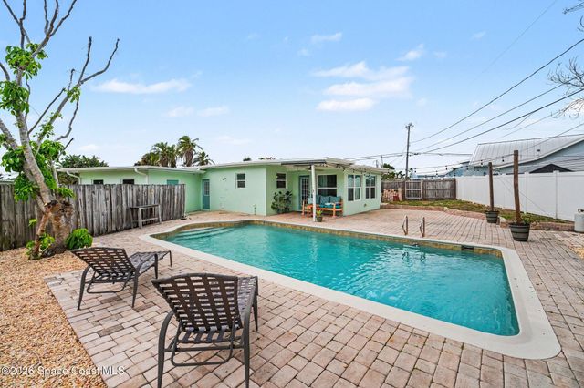2250 Sunset Avenue, Indialantic, FL 32903