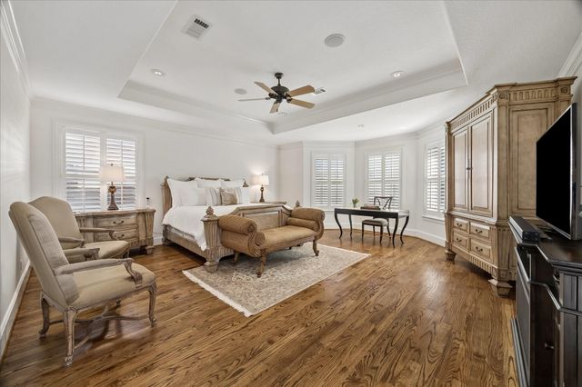 3711 Drake, Houston, TX 77005