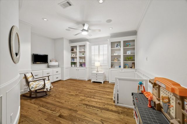 3711 Drake, Houston, TX 77005