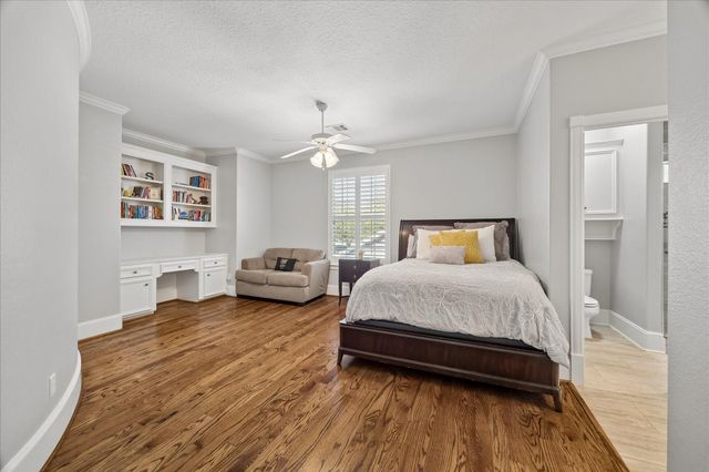 3711 Drake, Houston, TX 77005