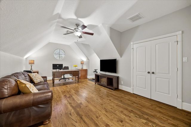 3711 Drake, Houston, TX 77005