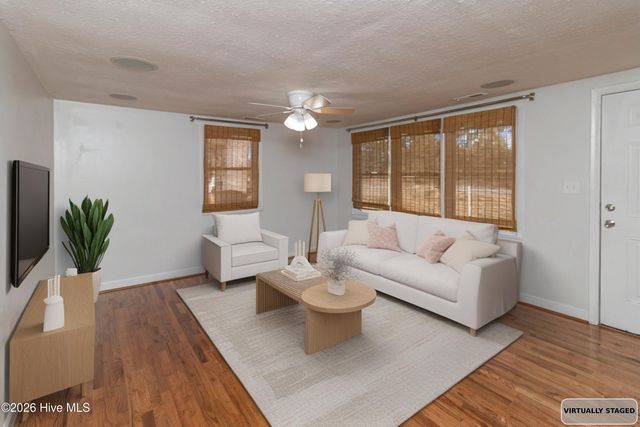 101 W Pine Forest Road, Mount Olive, NC 28365