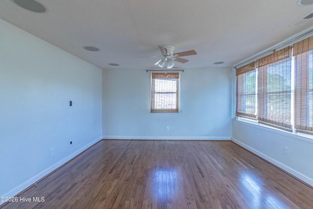 101 W Pine Forest Road, Mount Olive, NC 28365
