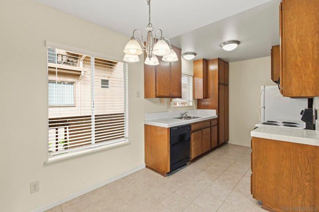 4069 Goldfinch, San Diego, CA 92103