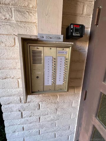 4069 Goldfinch, San Diego, CA 92103