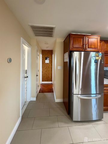 125 Hermann Street, Carteret, NJ 07008