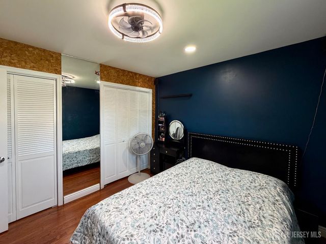 125 Hermann Street, Carteret, NJ 07008