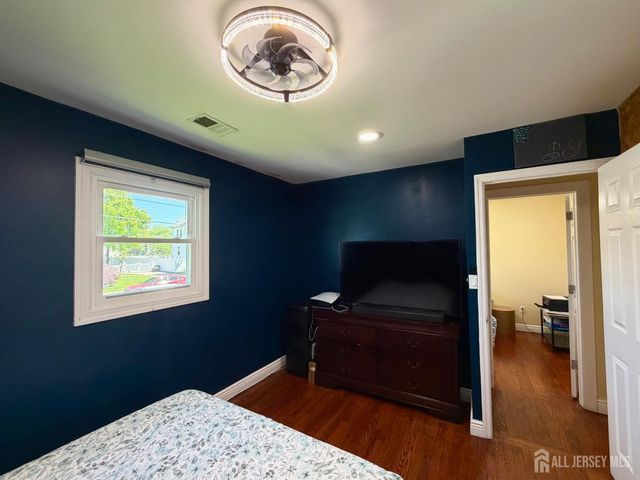 125 Hermann Street, Carteret, NJ 07008