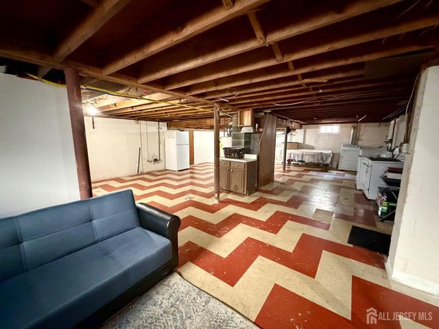 125 Hermann Street, Carteret, NJ 07008