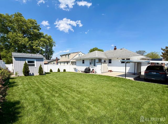 125 Hermann Street, Carteret, NJ 07008