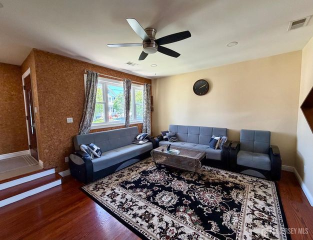 125 Hermann Street, Carteret, NJ 07008