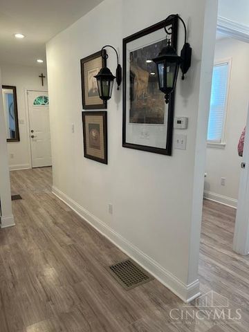 2863 Marshall Avenue, Cincinnati, OH 45225