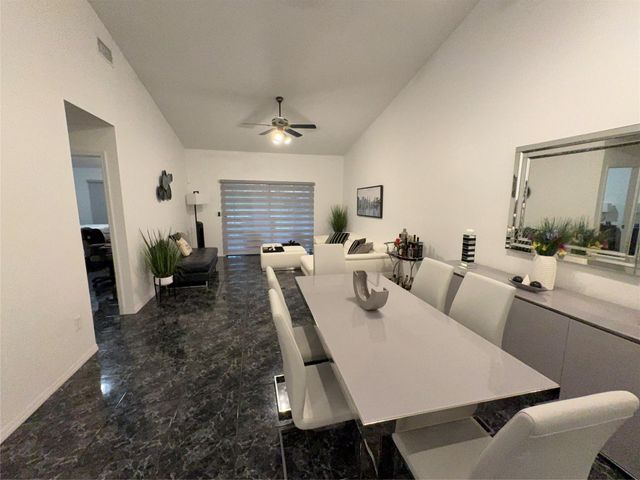 9749 Malvern Dr 9749, Tamarac, FL 33321