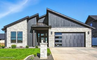 2614 E Salvation Ct, Post Falls, ID 83854