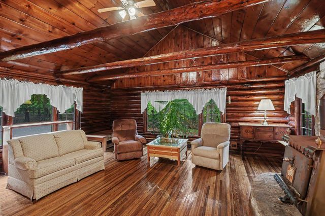 3814 S Towerline Road, Bridgeport, MI 48722