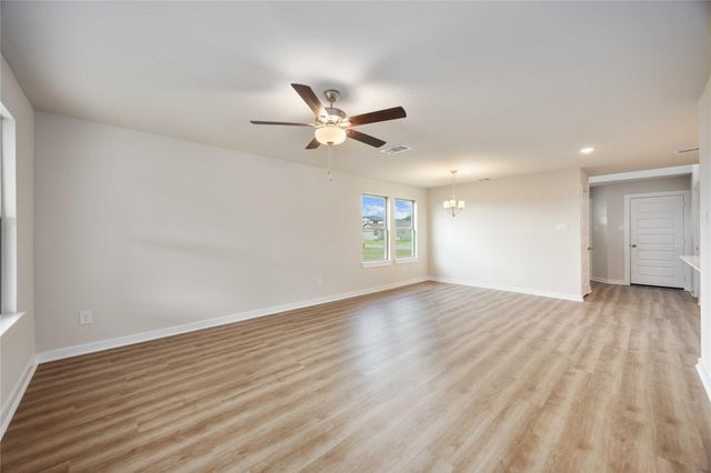 819 Clear Valley Lane, Dayton, TX 77535