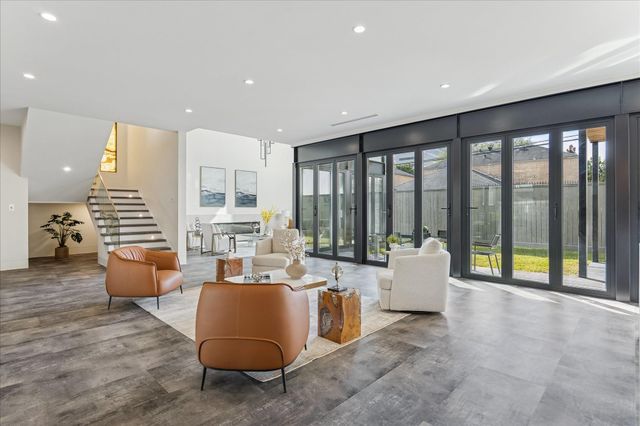 2610 Westgrove Lane, Houston, TX 77027