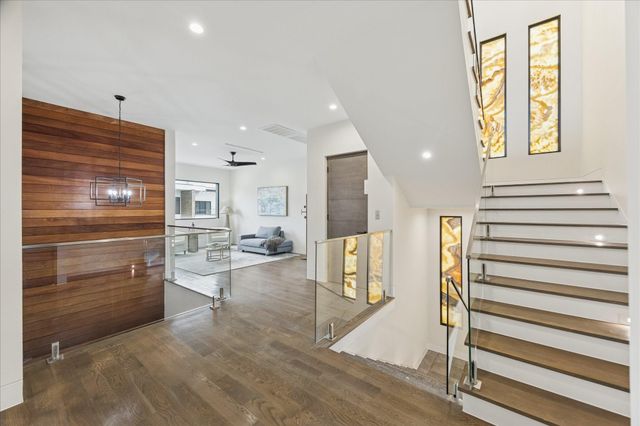 2610 Westgrove Lane, Houston, TX 77027