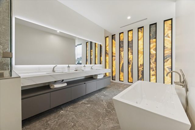 2610 Westgrove Lane, Houston, TX 77027