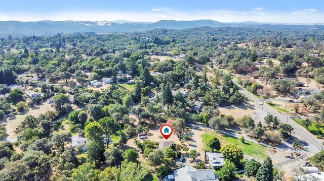 9535 Castle Ln, Newcastle, CA 95658