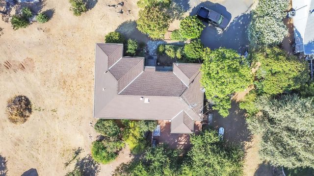 9535 Castle Ln, Newcastle, CA 95658
