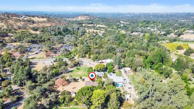 9535 Castle Ln, Newcastle, CA 95658