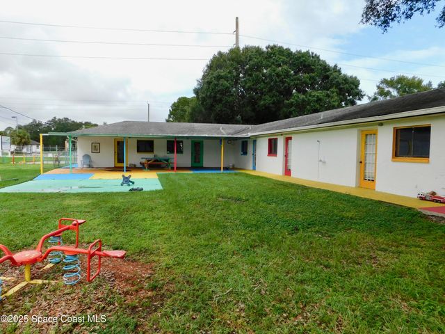 1344 Malabar Road SE, Palm Bay, FL 32907