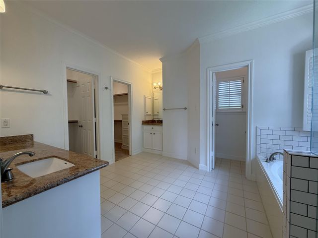 3024 Rice Boulevard, Houston, TX 77005