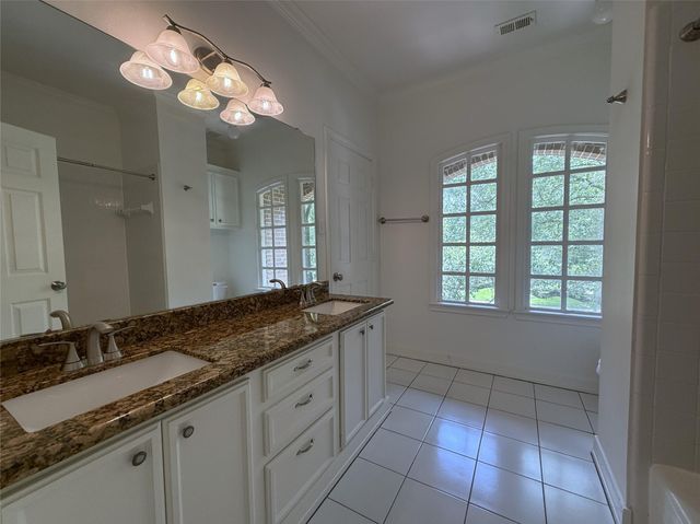 3024 Rice Boulevard, Houston, TX 77005
