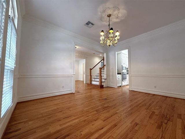 3024 Rice Boulevard, Houston, TX 77005