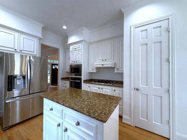 3024 Rice Boulevard, Houston, TX 77005