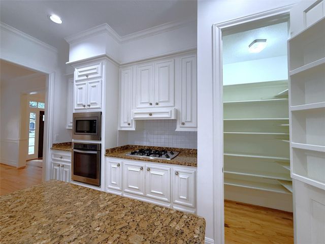 3024 Rice Boulevard, Houston, TX 77005