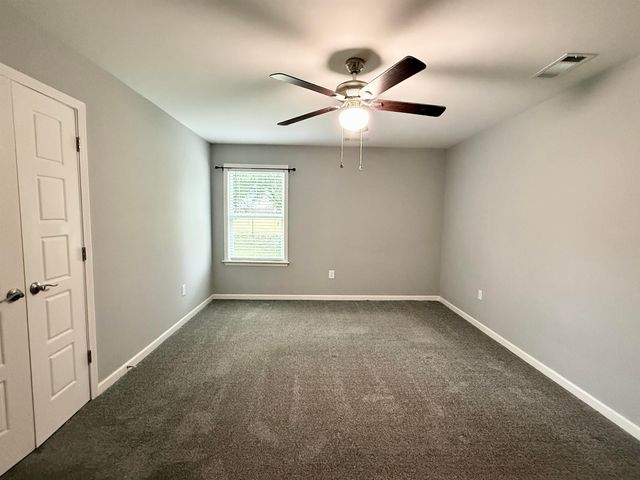 90 SQUIRES GROVE DR, Atoka, TN 38004