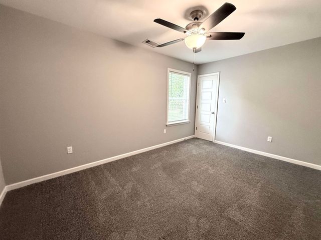 90 SQUIRES GROVE DR, Atoka, TN 38004